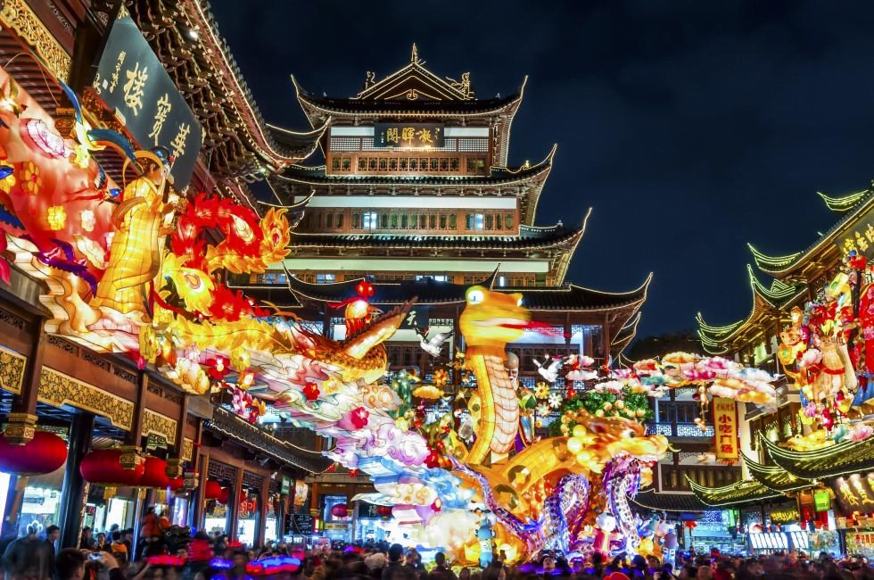 Shanghai, China, eSIMs Airalo stay connected